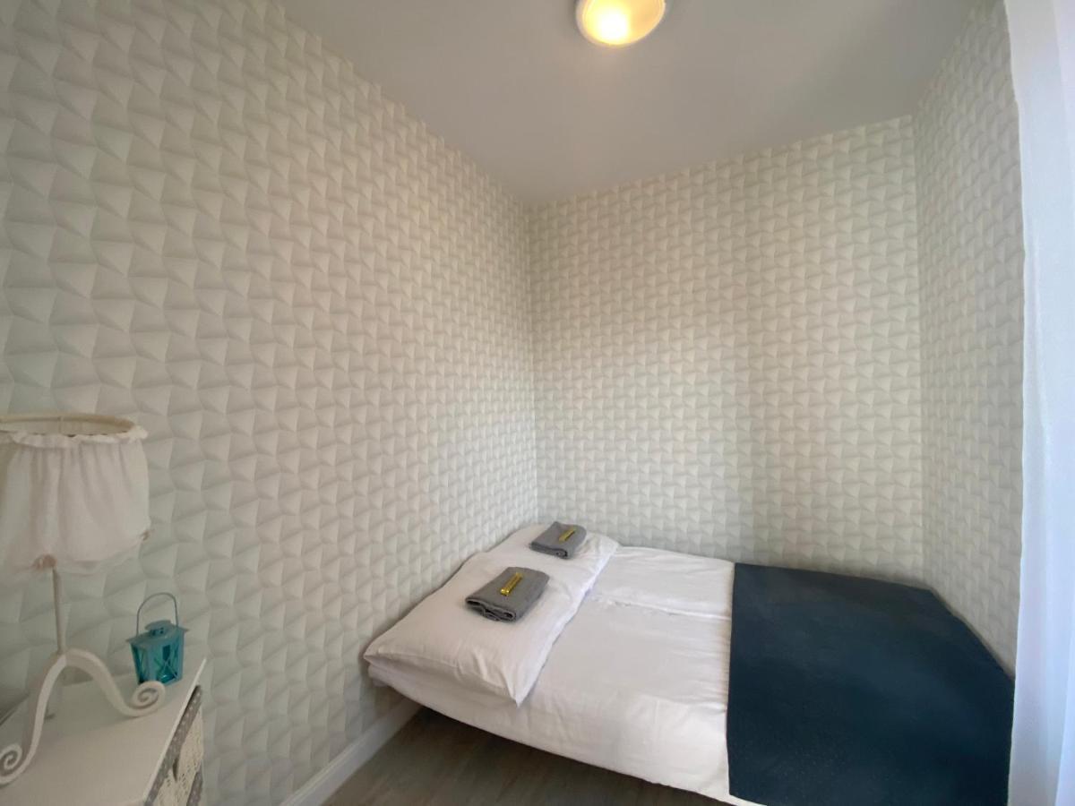Twoj Port Apartment Криница Морска Екстериор снимка